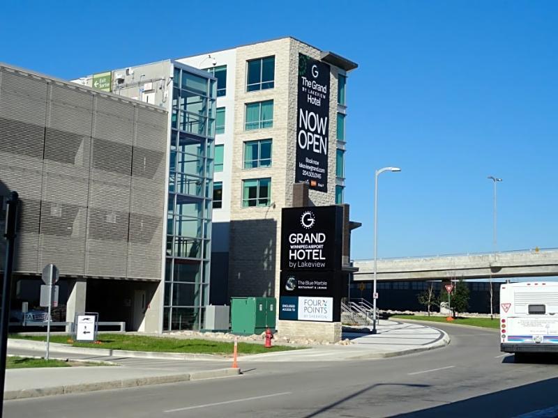 The Grand Winnipeg Airport Hotel By Lakeview المظهر الخارجي الصورة